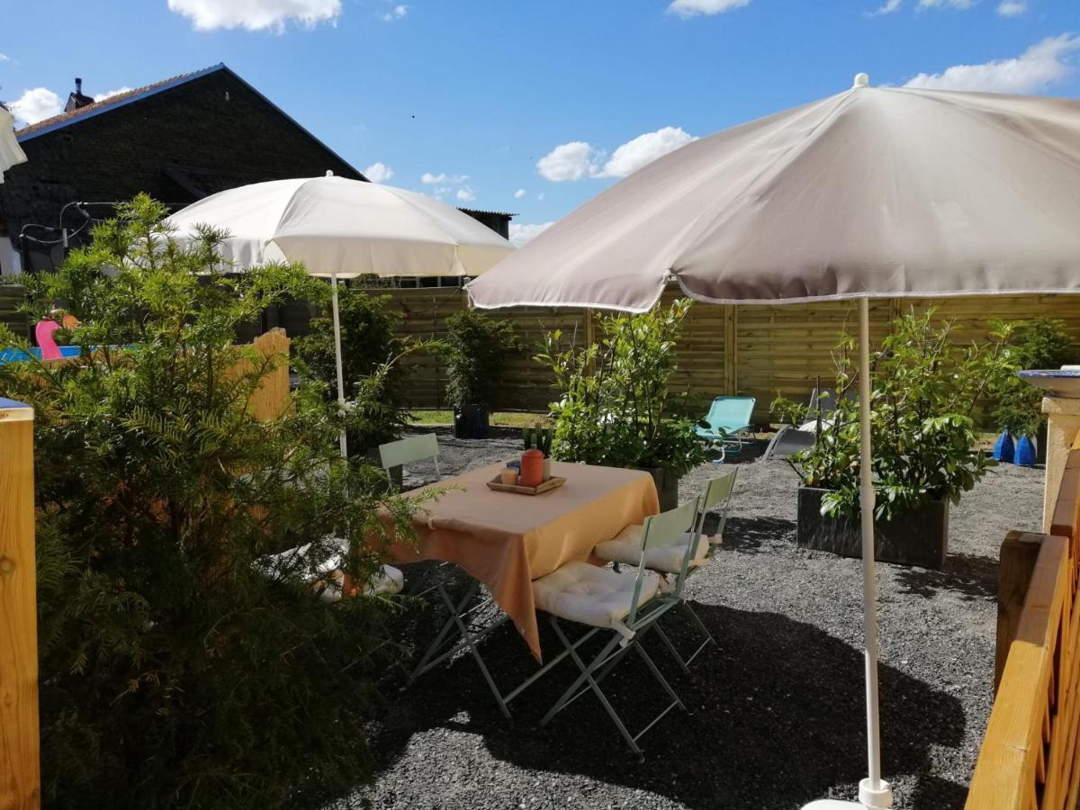 Petite Maison Sur La Colline Du Gibloux: 1Chambre,1 Salon Et Salle De Bain Prives Au Rez De Chausse, Piscine Exterieur Et Bbq , Le Chatelard  Bagian luar foto
